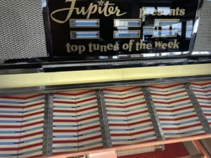 Juke Box Jupiter Stereo 120 1964